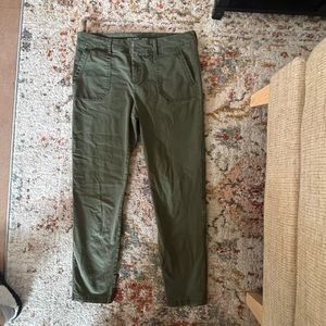 Old Navy Pixie Pants, Size 6